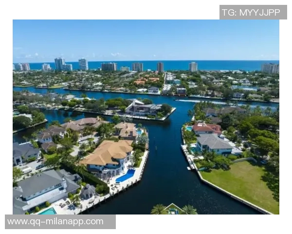 梅西伊比萨岛豪宅因前房主违规扩建面临拆除风险